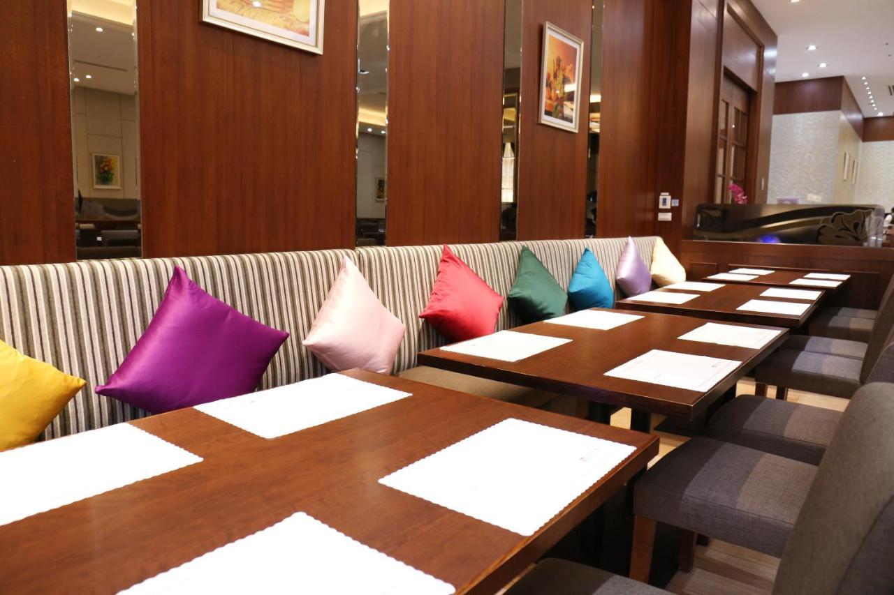 Fushin Hotel - Tainan Exterior foto